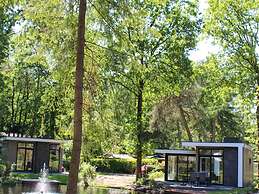 Stylish Hoenderloo Family Bungalow