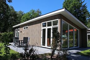 Stylish Hoenderloo Family Bungalow