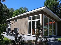 Stylish Hoenderloo Family Bungalow
