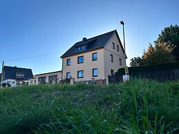 Apartment in Stolpen With Garden