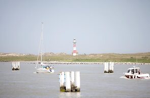 Peaceful Coastal Stay