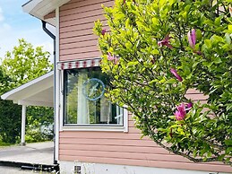 6 Person Holiday Home in Uddevalla-by Traum