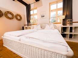 Majestic Apartment in Brakel