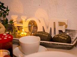 Majestic Apartment in Brakel