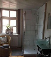 Majestic Apartment in Brakel