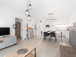 Nice Apartment Near Beach