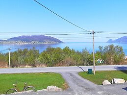 6 Person Holiday Home in Aram