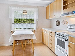 6 Person Holiday Home in Aram