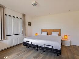 Lakeside Stay in Kamperland