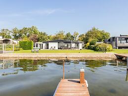 Lakeside Stay in Kamperland