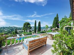 Sea View Villa With Pool