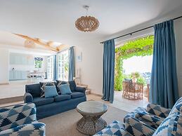 Sea View Villa With Pool