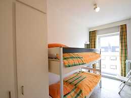 Spacious Seafront Retreat