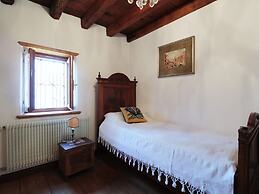 Charming Alpine Retreat for 9