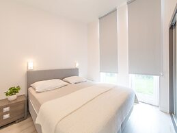 Scenic Stay w/ Terrace