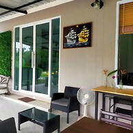 Davy'S Cottage Phuket