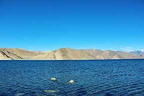 Grand Cozy Cottage Pangong