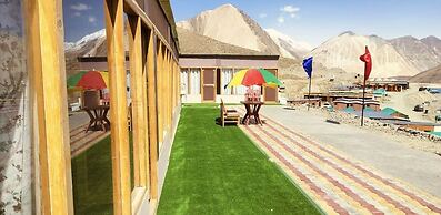 Grand Cozy Cottage Pangong