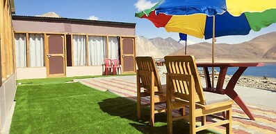Grand Cozy Cottage Pangong