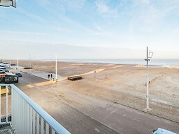 Apartment in Ostend With Stunning Sea View