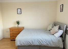 Acacia Wembley Stadium Serviced Apartment by Edens