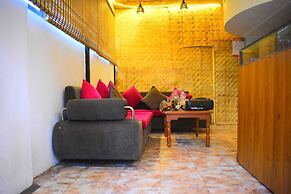ROSHNI - THE LUXURY GUEST HOUSE