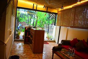 ROSHNI - THE LUXURY GUEST HOUSE
