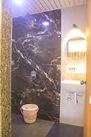 ROSHNI - THE LUXURY GUEST HOUSE