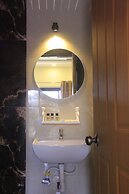 ROSHNI - THE LUXURY GUEST HOUSE
