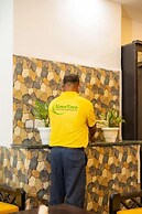 Lime Tree Hotel and Banquet Huda Metro