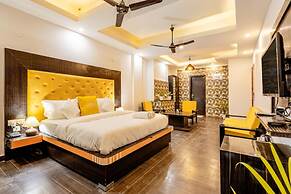Lime Tree Hotel and Banquet Huda Metro