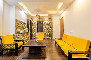 Lime Tree Hotel and Banquet Huda Metro