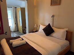Sunset Hotel Entebbe