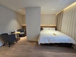 JungGam Hotel