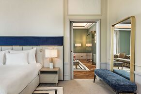 Amoure Hotel