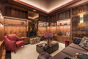 Amoure Hotel