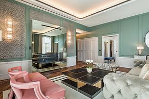 Amoure Hotel