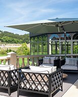 Amoure Hotel