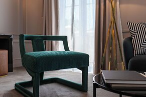 Amoure Hotel