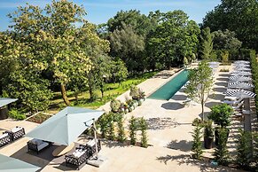 Amoure Hotel