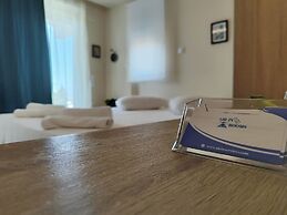 AIR IN ROOMS