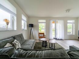 Holiday Home in South Holland by Stompaarde Plas