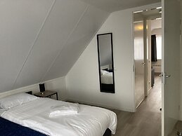 Holiday Home in South Holland by Stompaarde Plas
