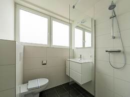Holiday Home in South Holland by Stompaarde Plas