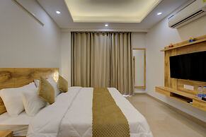 The Lodgers Luxury1BHK Service Apartment