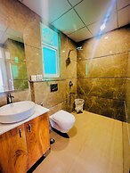 The Lodgers Luxury1BHK Service Apartment