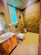 The Lodgers Luxury1BHK Service Apartment