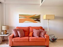 Apartment Near Beach With Pools in Spain