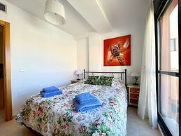 Apartment Near Beach With Pools in Spain