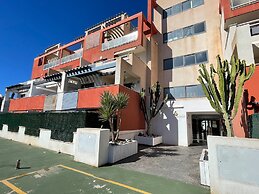 Apartment Near Beach With Pools in Spain